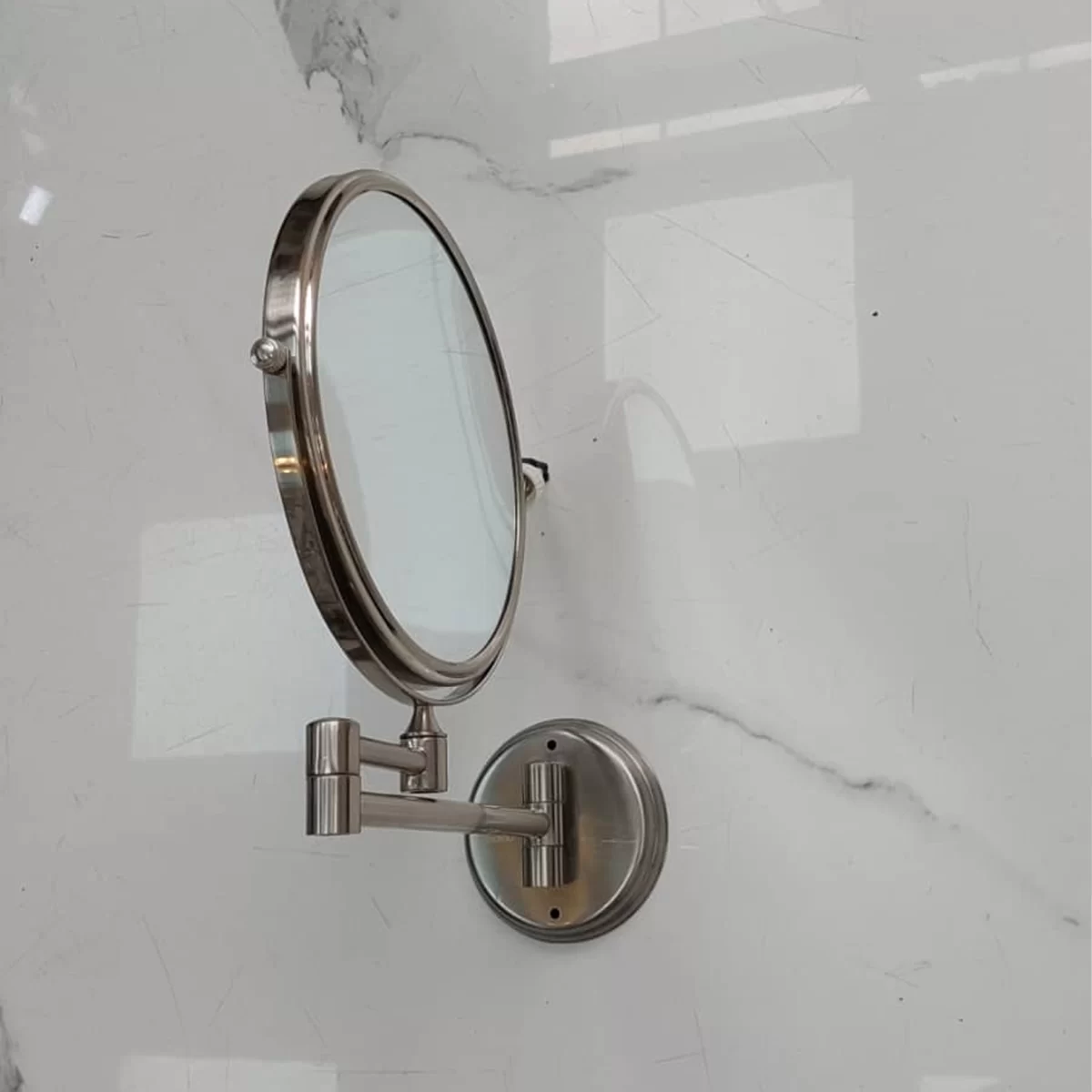 آینه اصلاح بازویی دیواری برند مادینا استیل مات